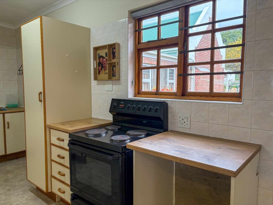 2 Bedroom Property for Sale in Stilbaai Wes Western Cape